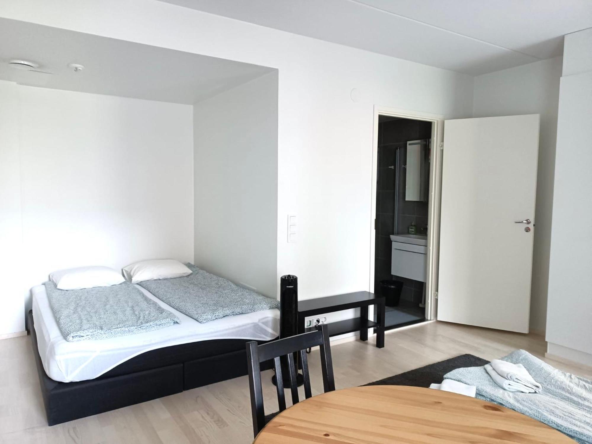 Easy Stay Rooms & Apartments Near Airport Βάνταα Εξωτερικό φωτογραφία