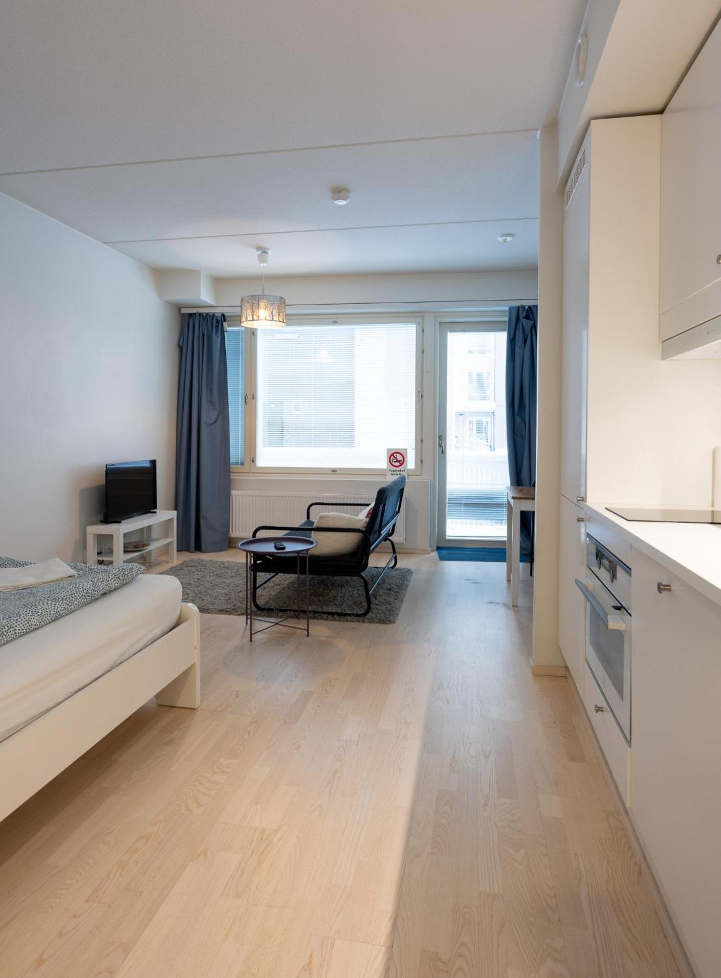 Easy Stay Rooms & Apartments Near Airport Βάνταα Εξωτερικό φωτογραφία
