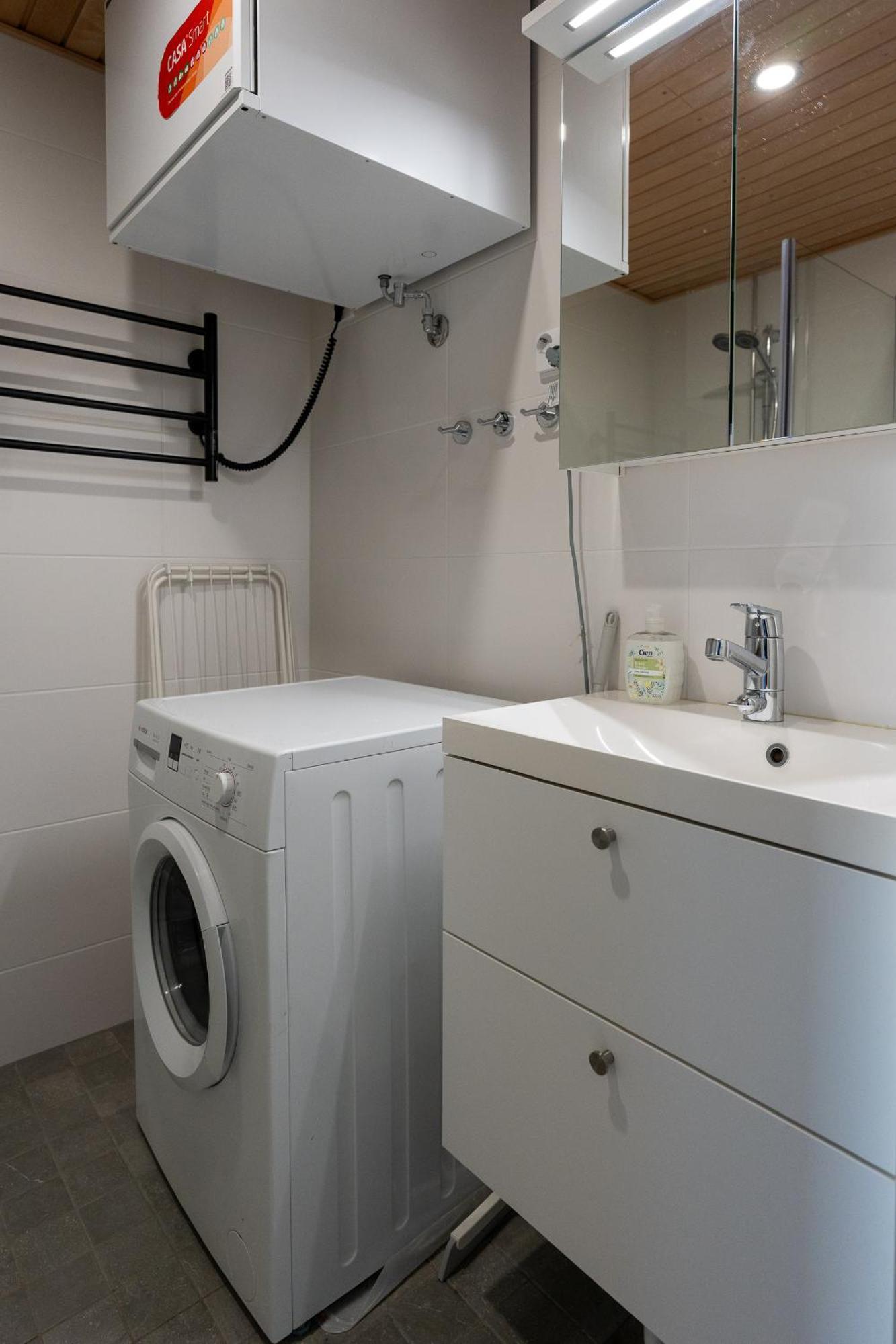 Easy Stay Rooms & Apartments Near Airport Βάνταα Εξωτερικό φωτογραφία