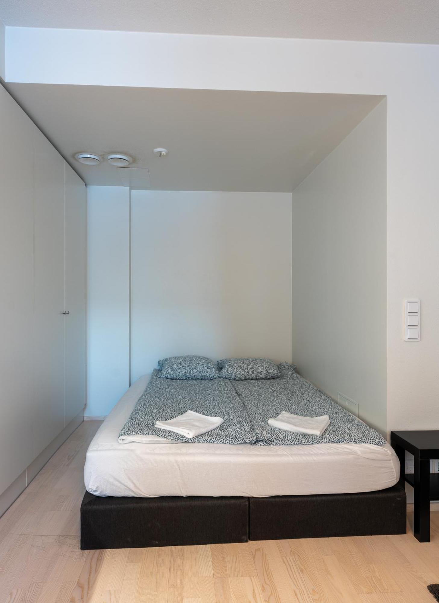 Easy Stay Rooms & Apartments Near Airport Βάνταα Εξωτερικό φωτογραφία