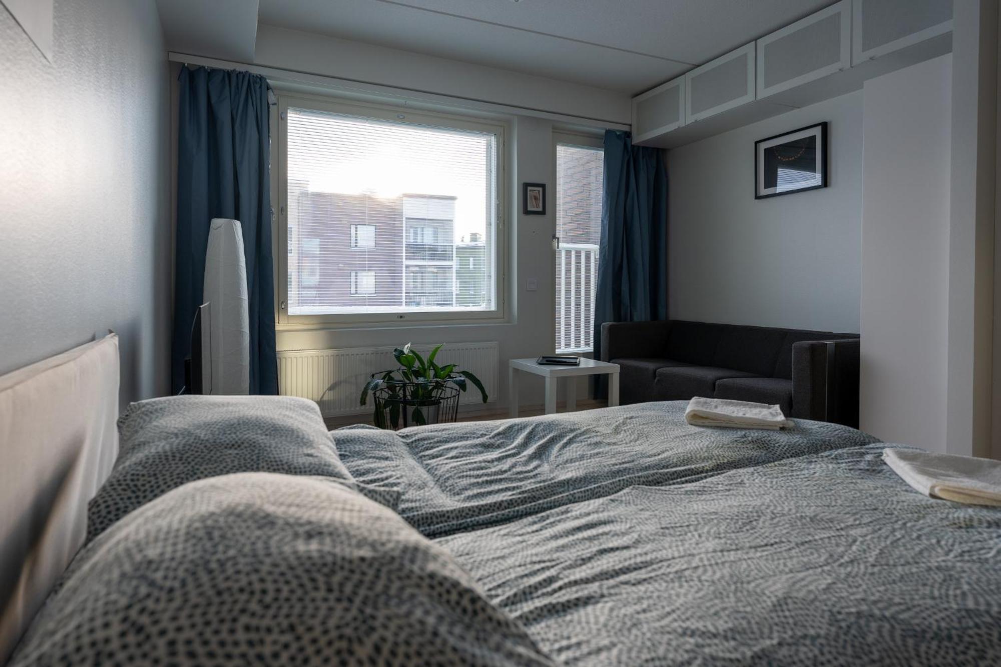 Easy Stay Rooms & Apartments Near Airport Βάνταα Εξωτερικό φωτογραφία