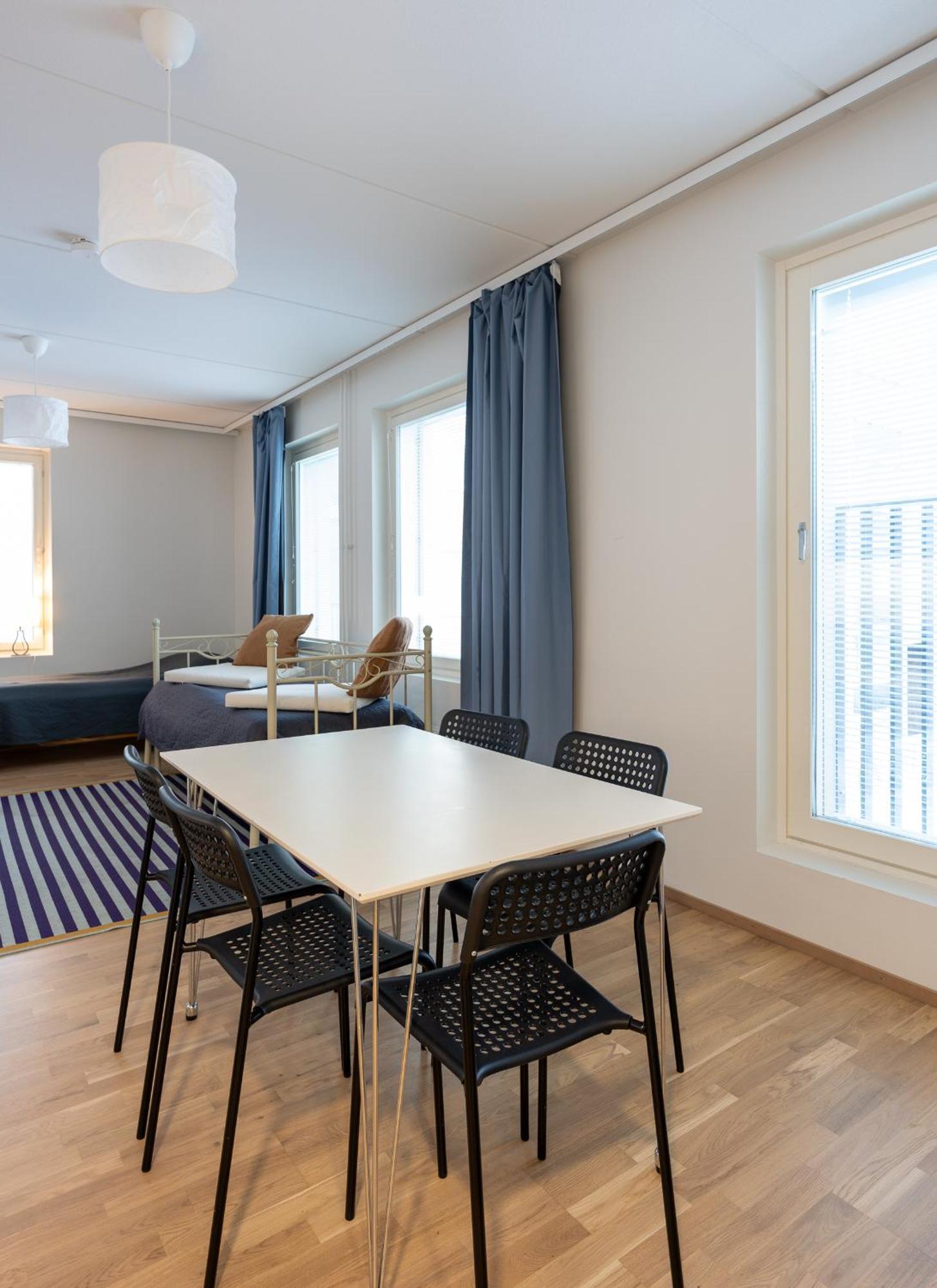 Easy Stay Rooms & Apartments Near Airport Βάνταα Εξωτερικό φωτογραφία