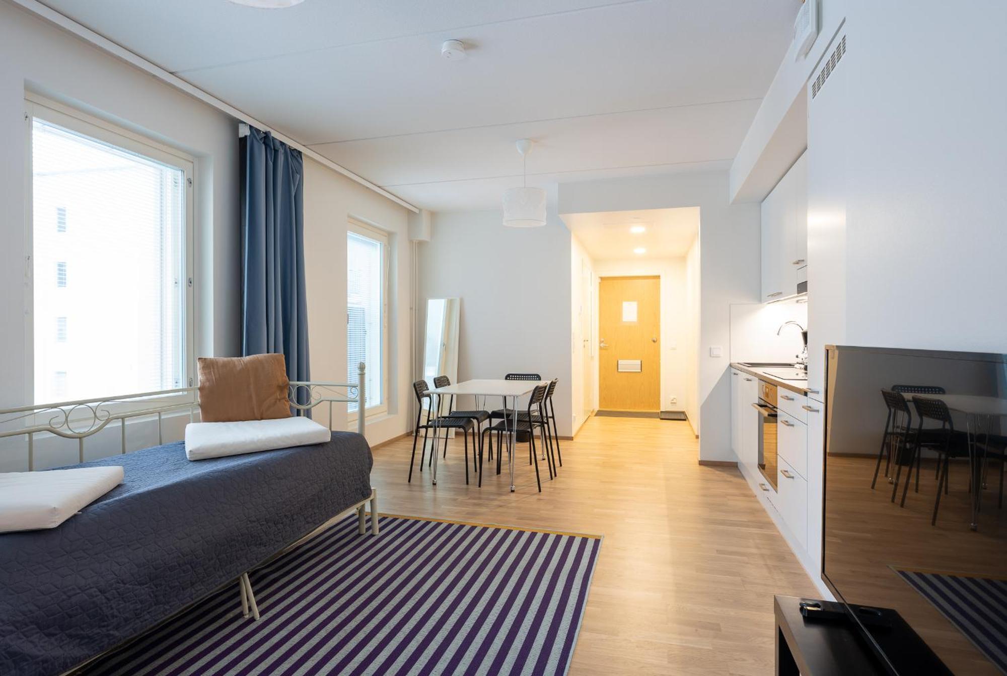 Easy Stay Rooms & Apartments Near Airport Βάνταα Εξωτερικό φωτογραφία