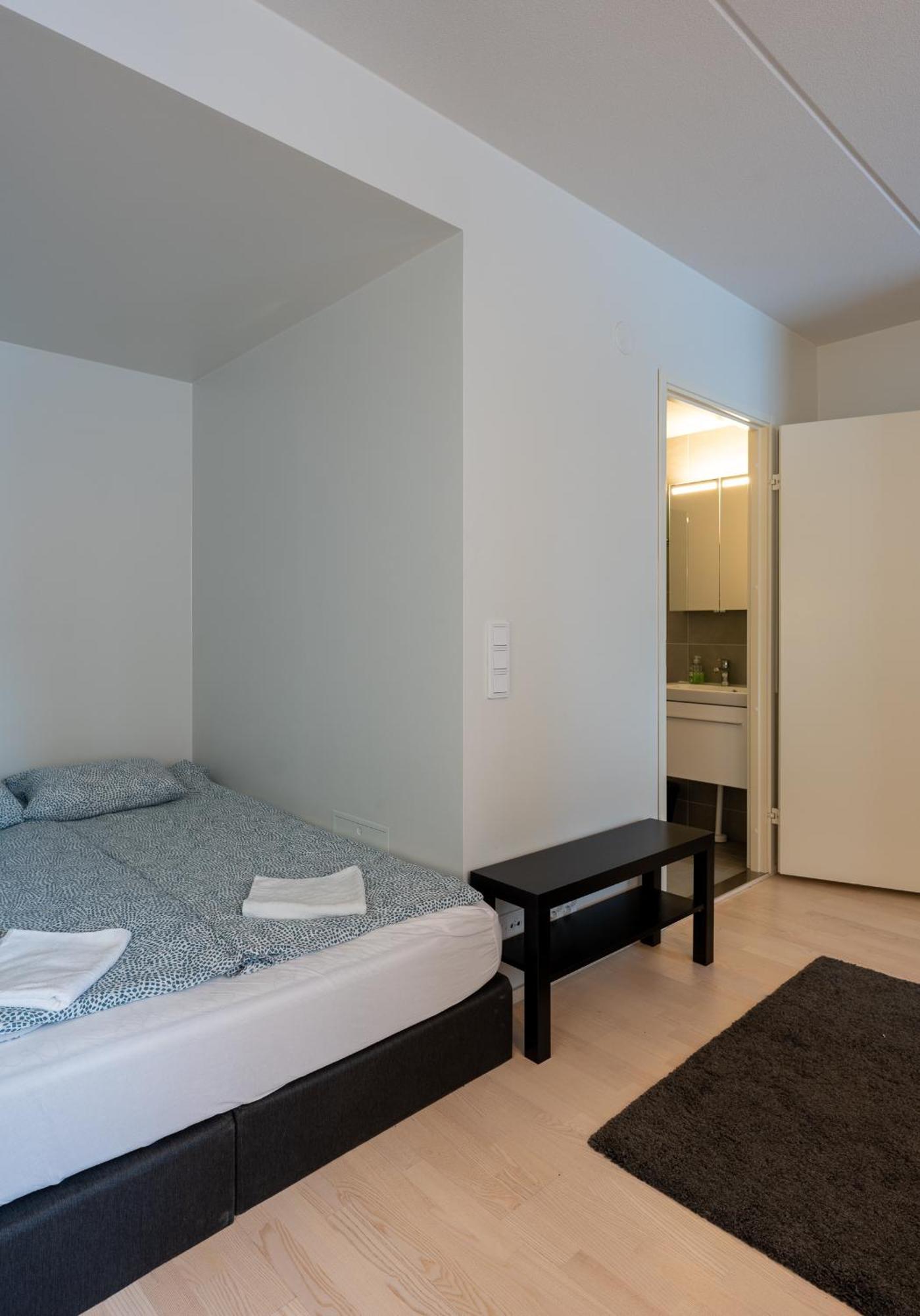 Easy Stay Rooms & Apartments Near Airport Βάνταα Εξωτερικό φωτογραφία