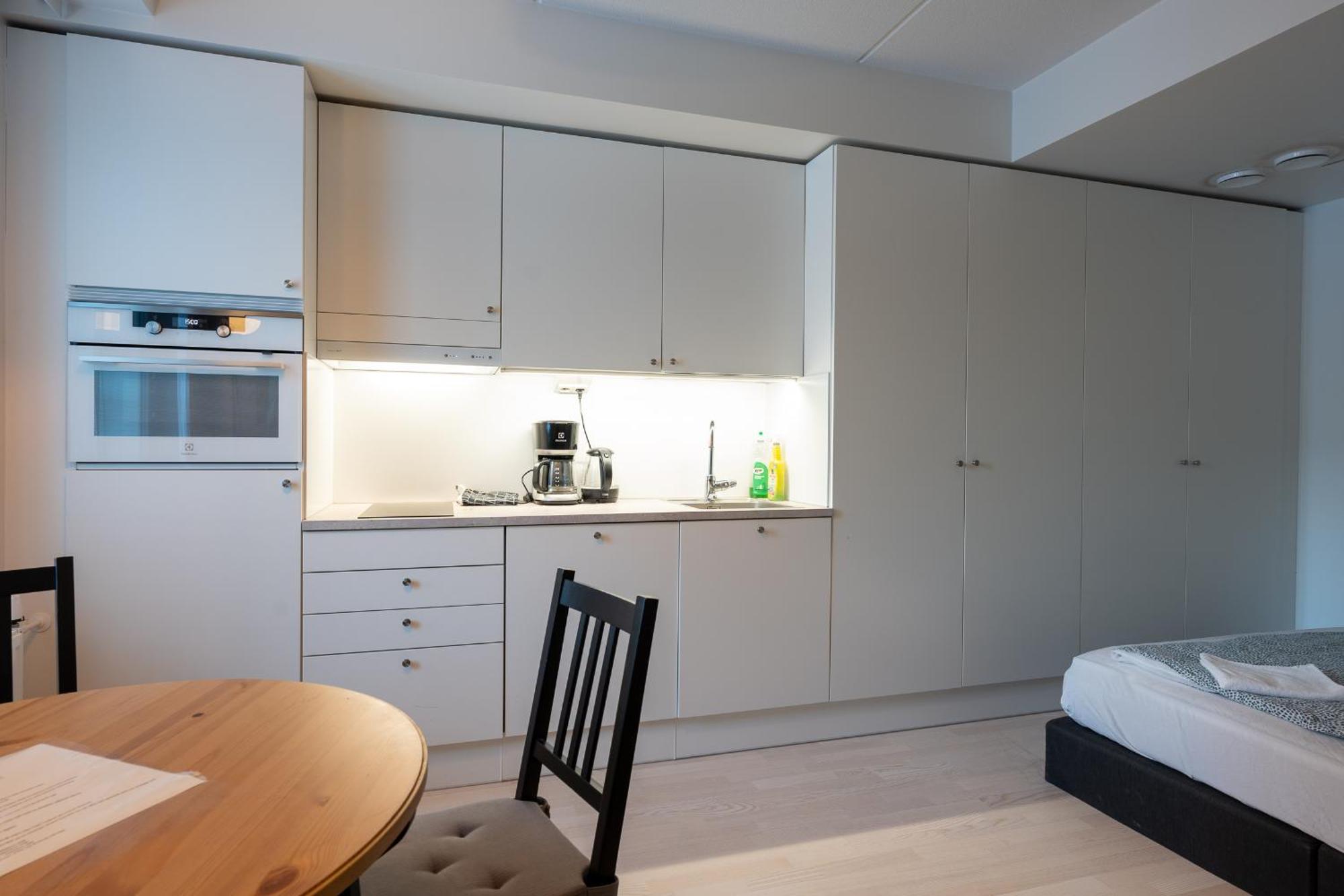 Easy Stay Rooms & Apartments Near Airport Βάνταα Εξωτερικό φωτογραφία